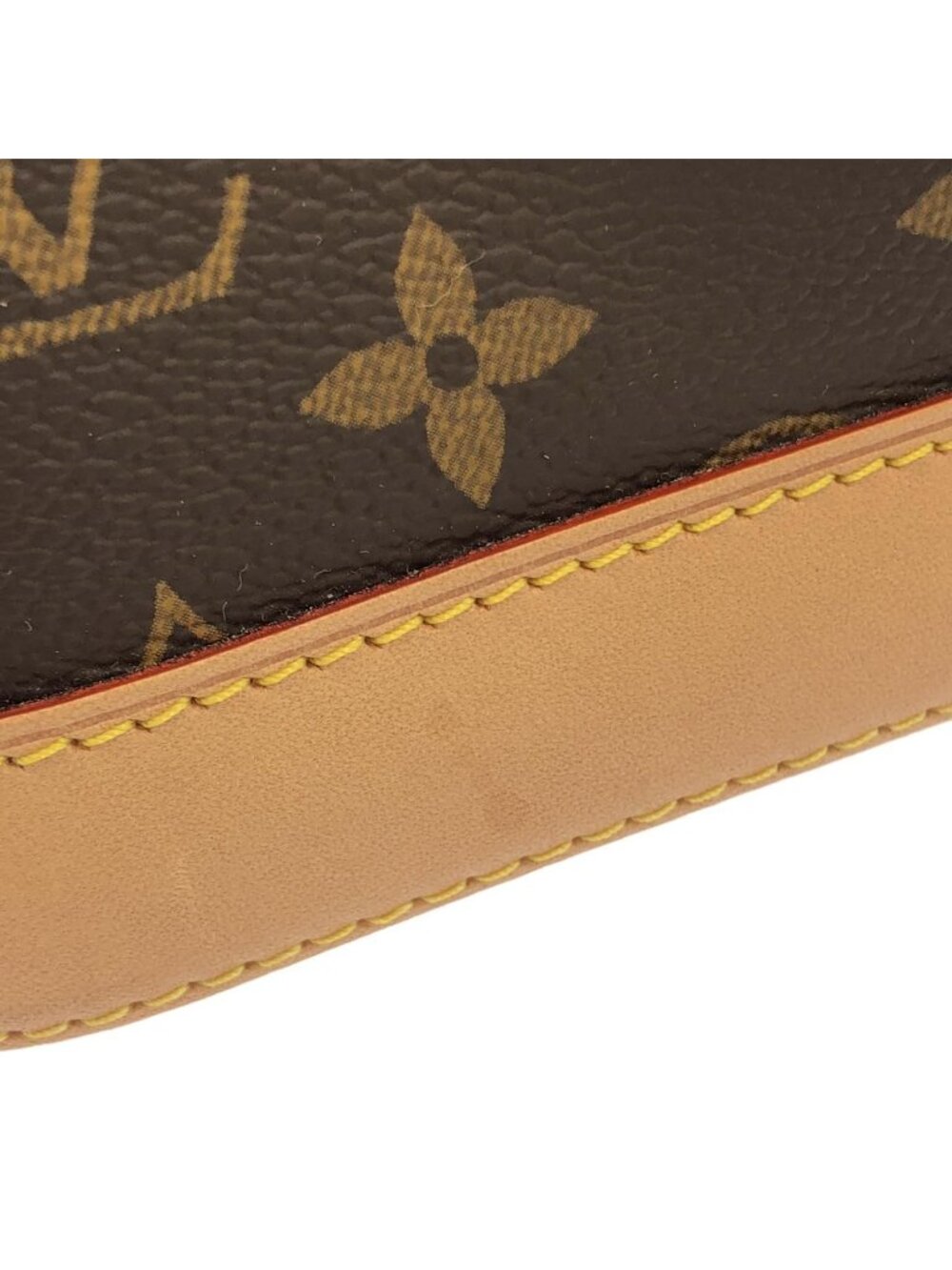 Louis Vuitton Monogram Alma BB Bag - Picture 4 of 7
